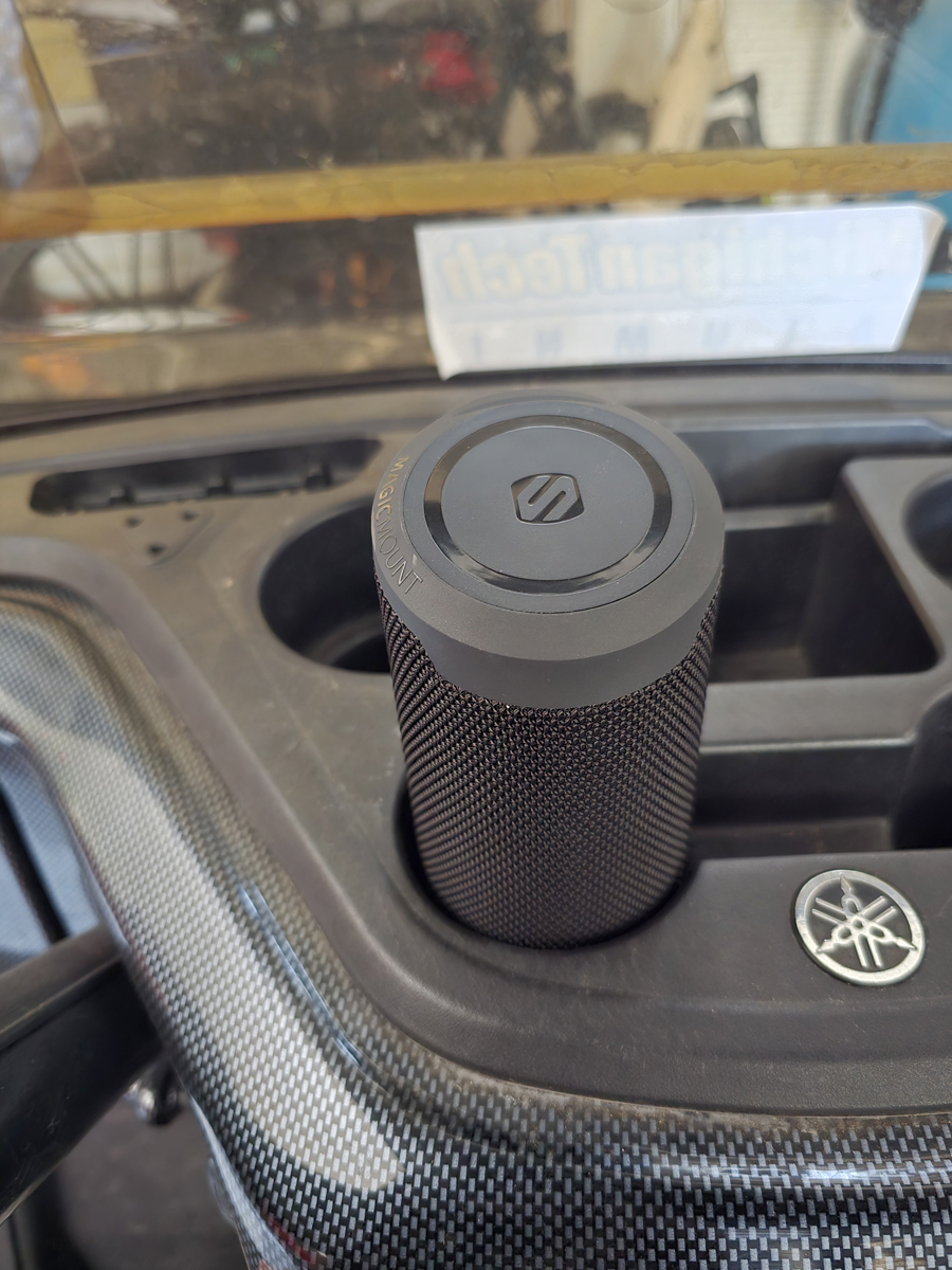 scosche boombottle 17