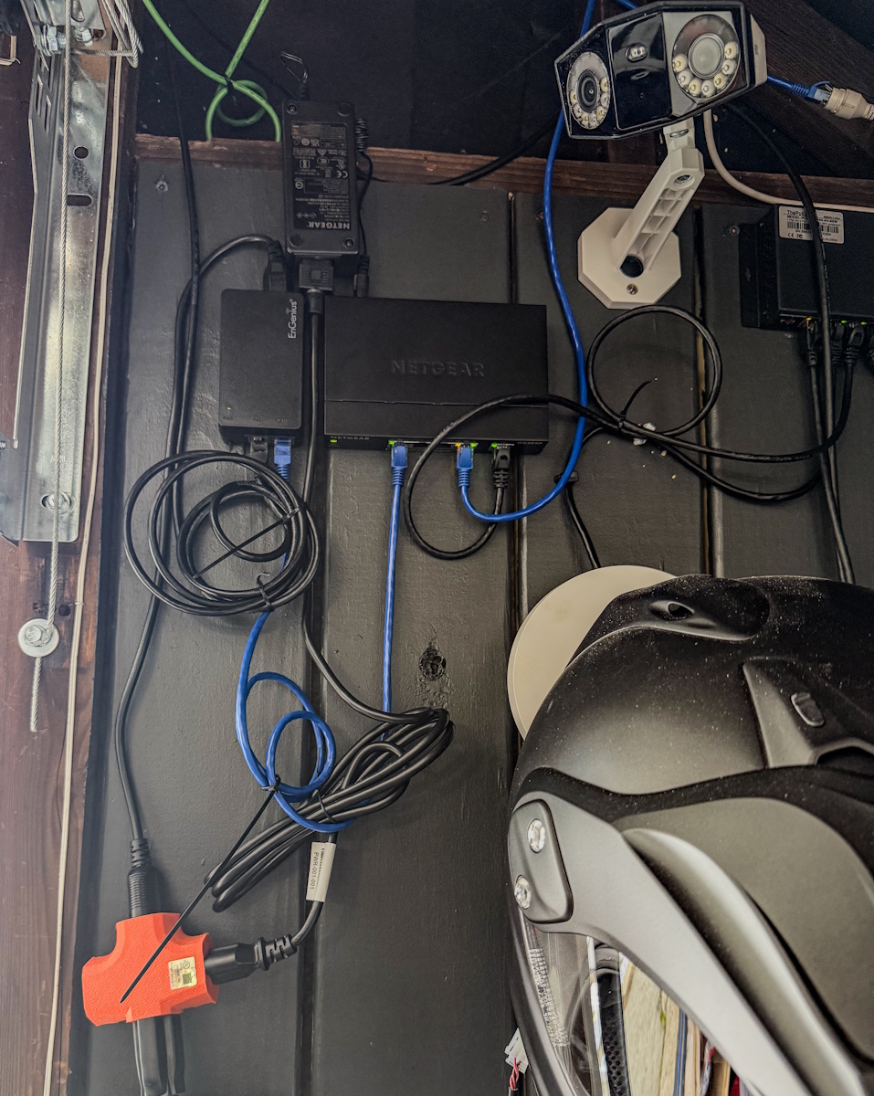 Engenius ECW270 AP 13