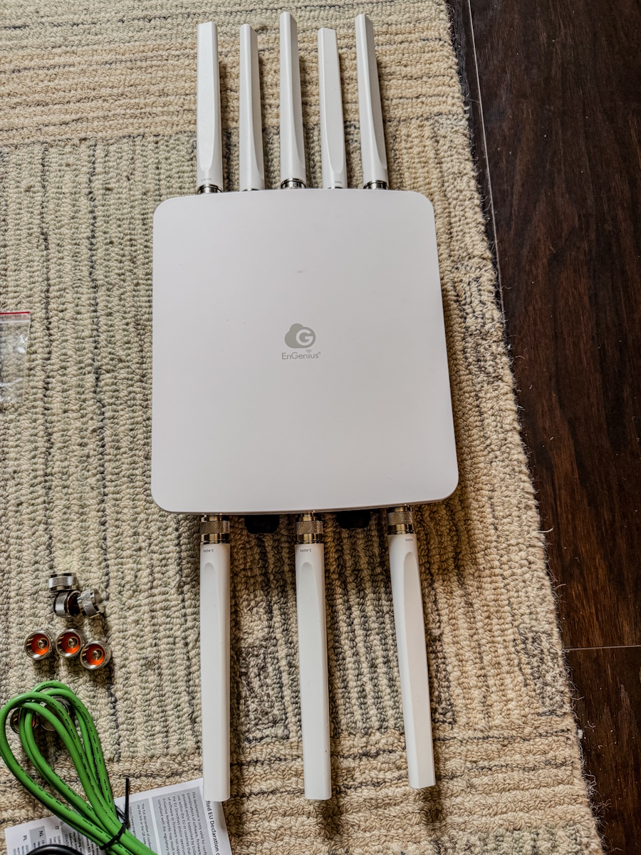 Engenius ECW270 AP 3