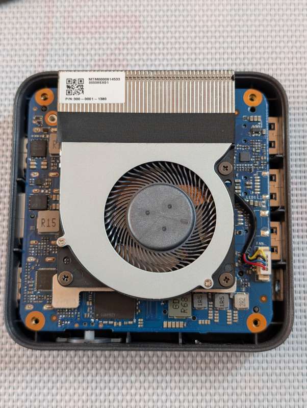 MINIX NEO Z97 10