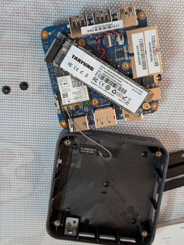 MINIX NEO Z97 11