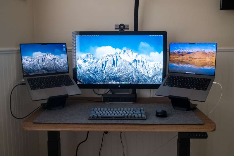 Vari ComfortEdge StandingDesk 02