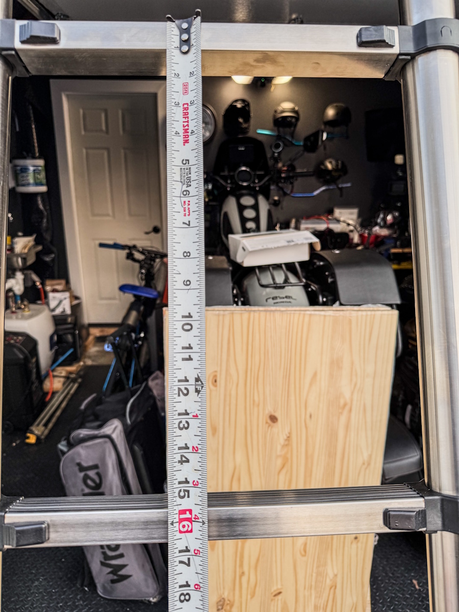 Vevor Telescoping Ladder 13