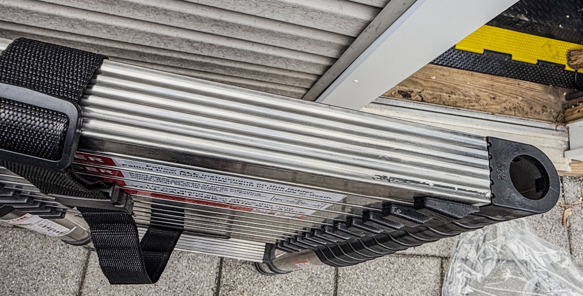 Vevor Telescoping Ladder 7