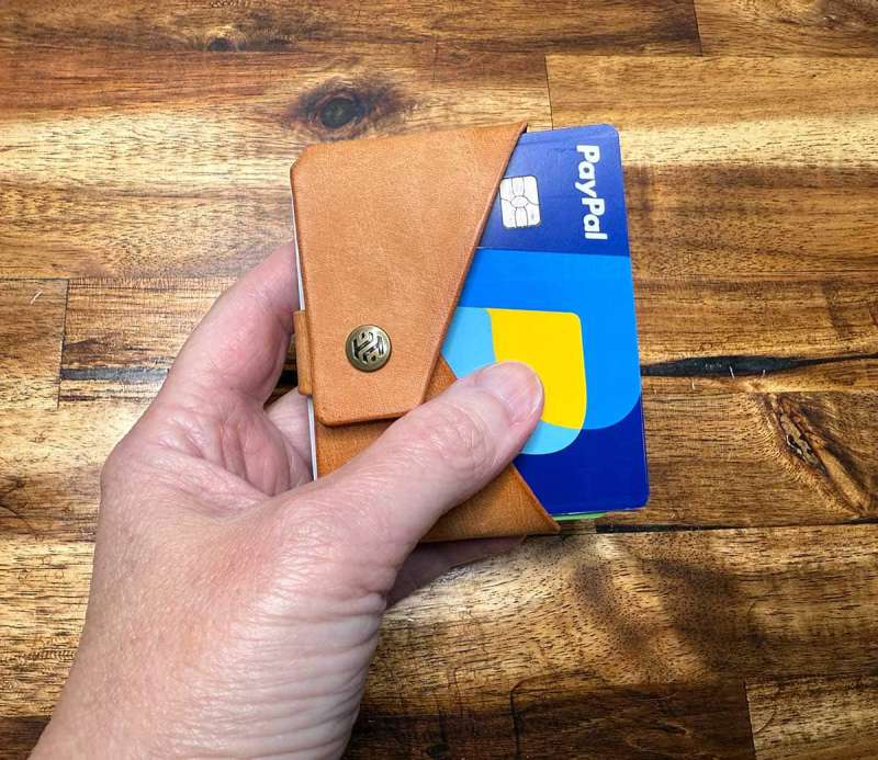 haptic wallets 10