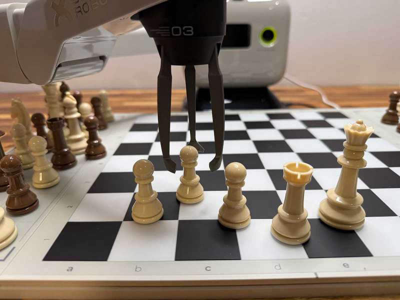 senserobot chess 14