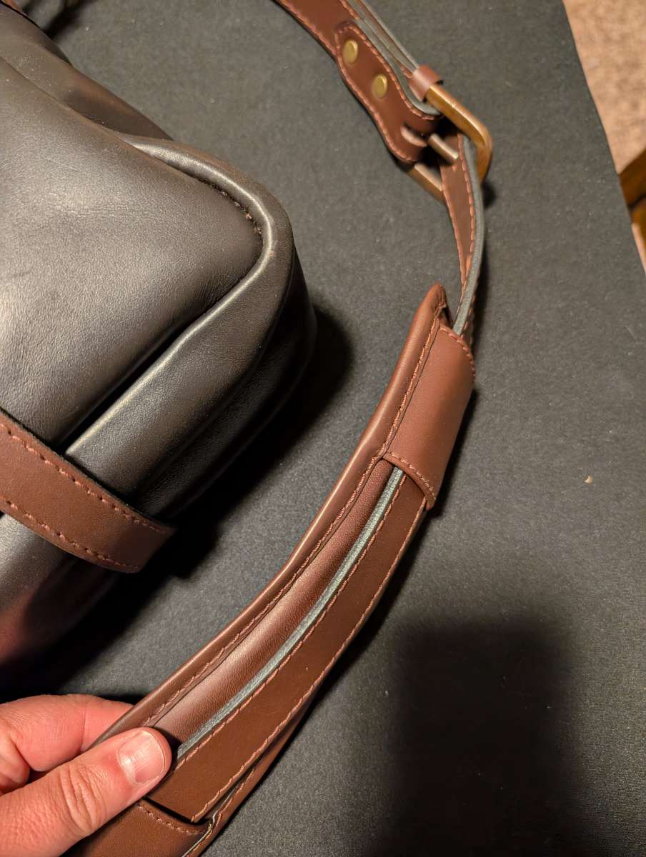 Cravar RF15 Espresso Messenger Bag 11