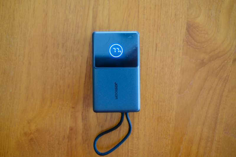 JOYROOM RetractablePowerBank 2