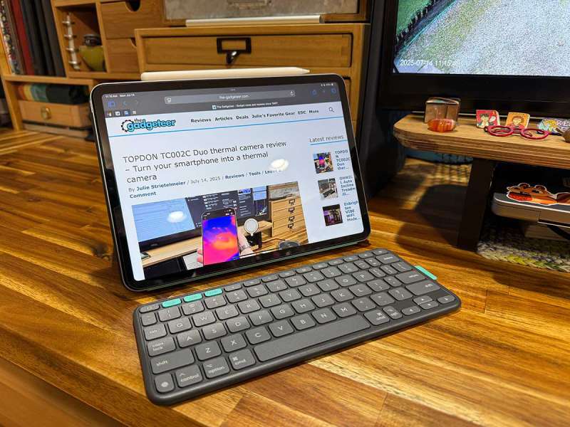 logitech flip folio 17