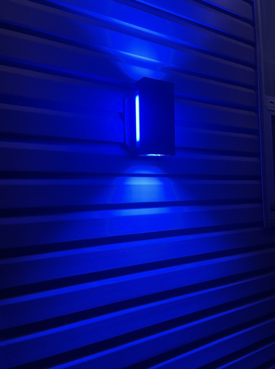 Govee Outdoor Up Down Wall Light 15