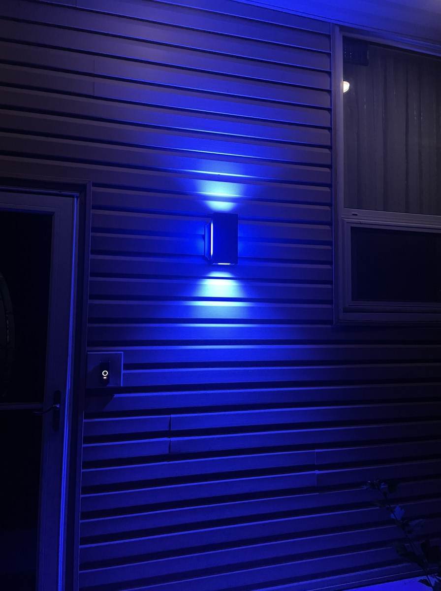 Govee Outdoor Up Down Wall Light 16