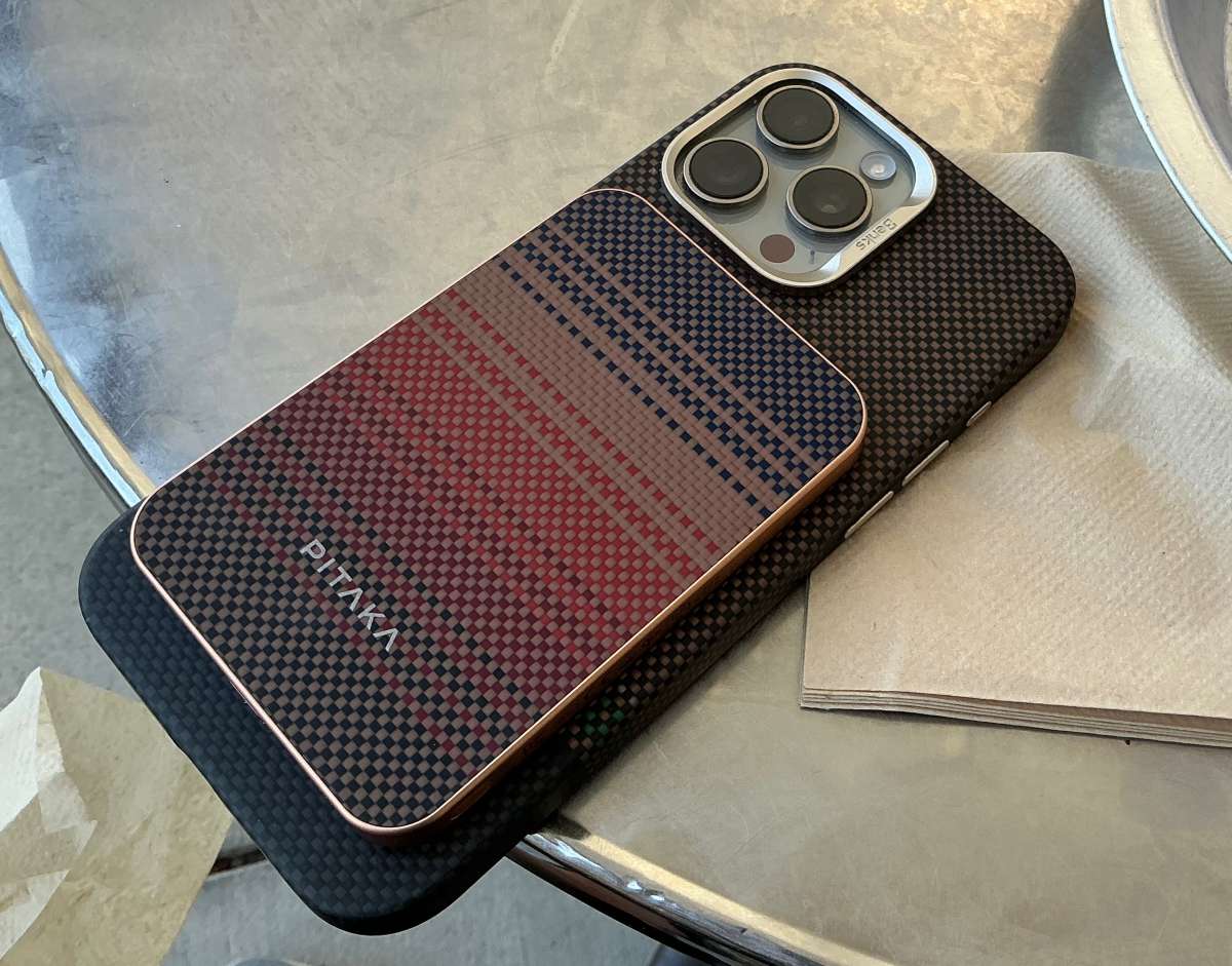 PitakaAramidCaseCharger 20