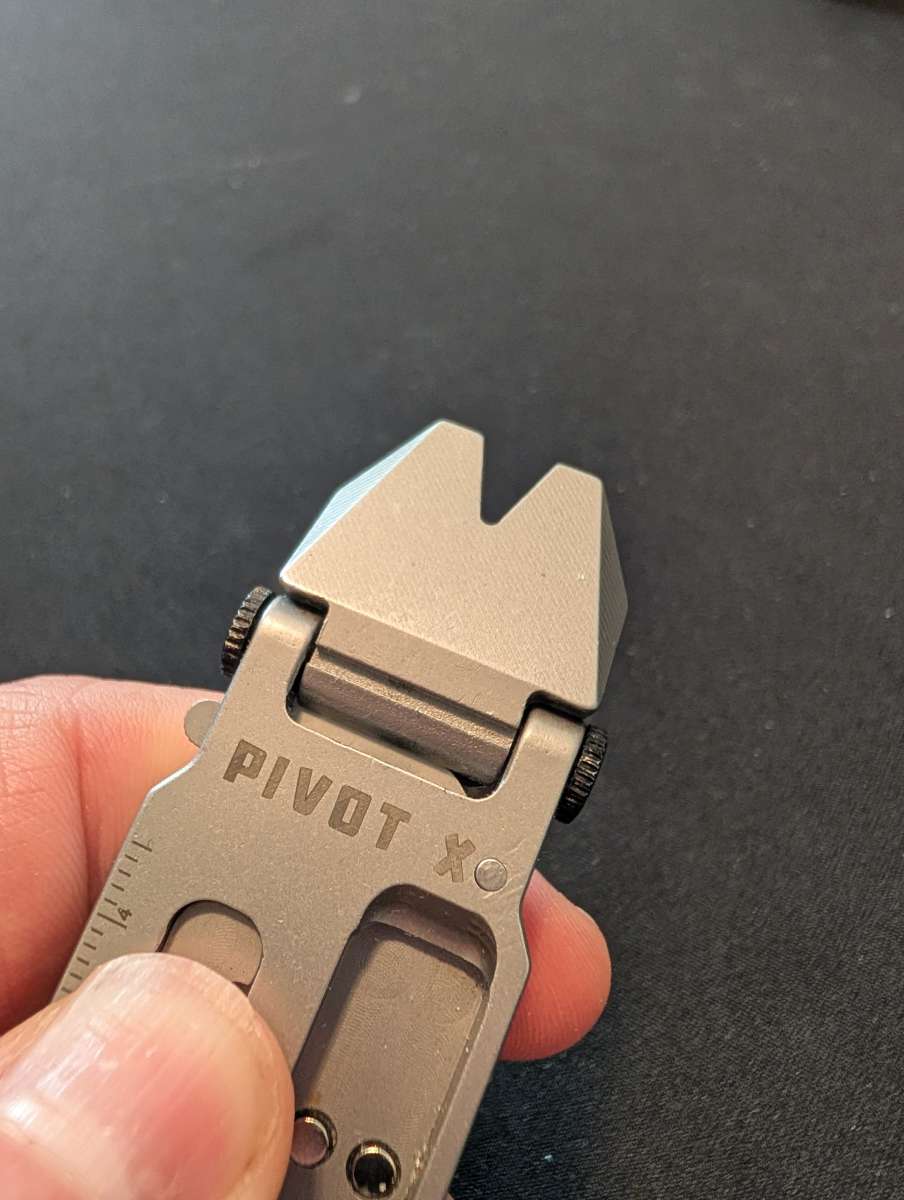 Pivot X Wrench 4