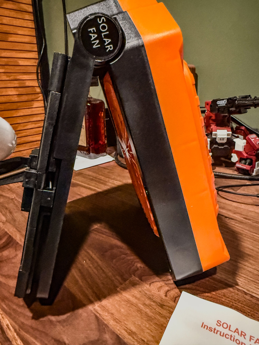 Qardoz Solar Fan 10