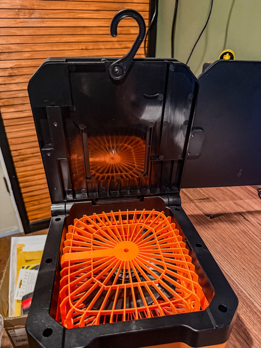Qardoz Solar Fan 7