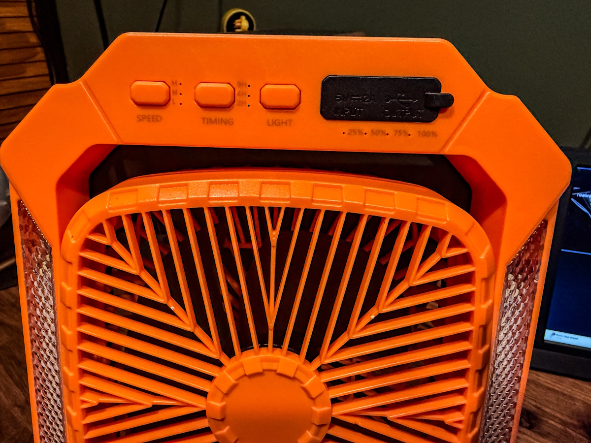 Qardoz Solar Fan 8
