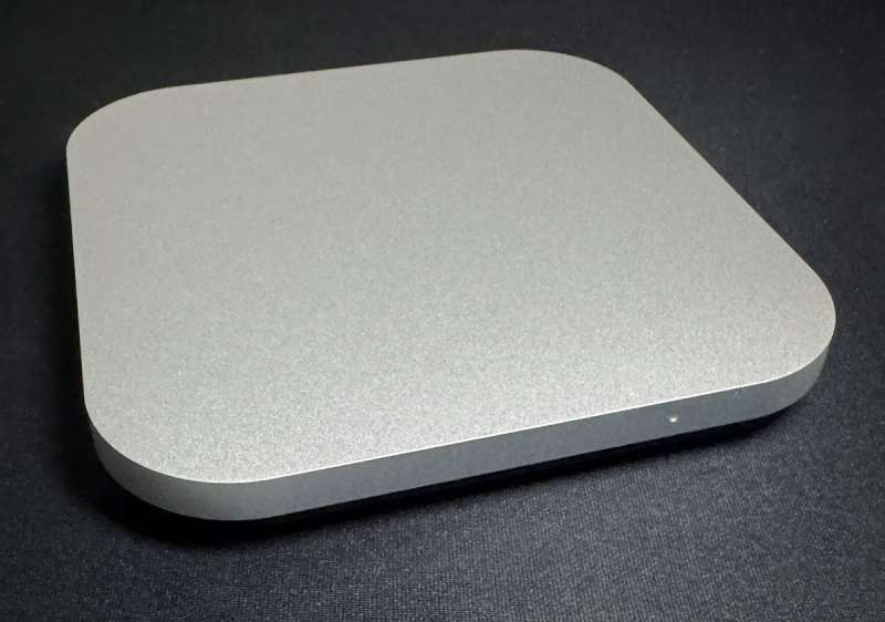 Satechi Slim NVMe 20