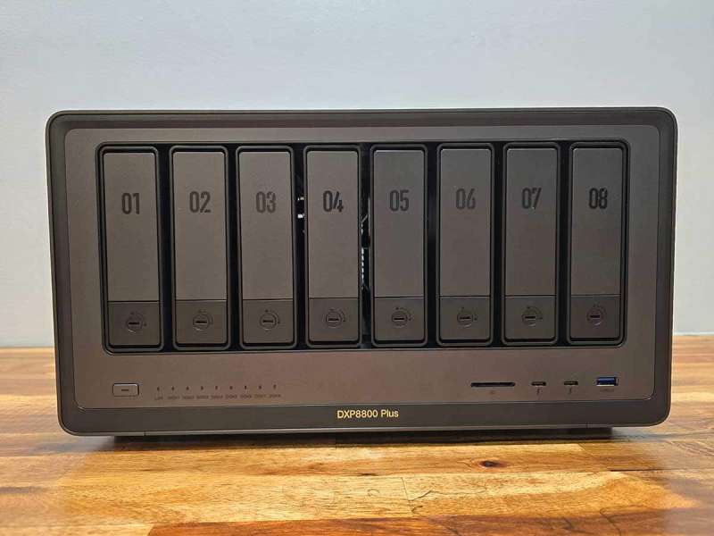 ugreen dxp8800 plus 15