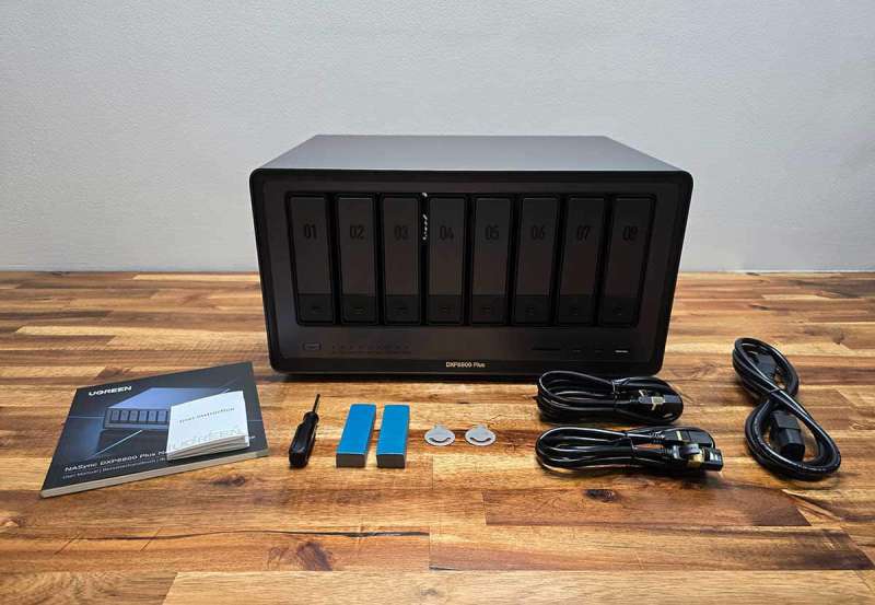 ugreen dxp8800 plus 16