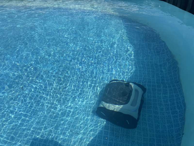 BuBlue BuHybrid L6 Pool Cleaner 11
