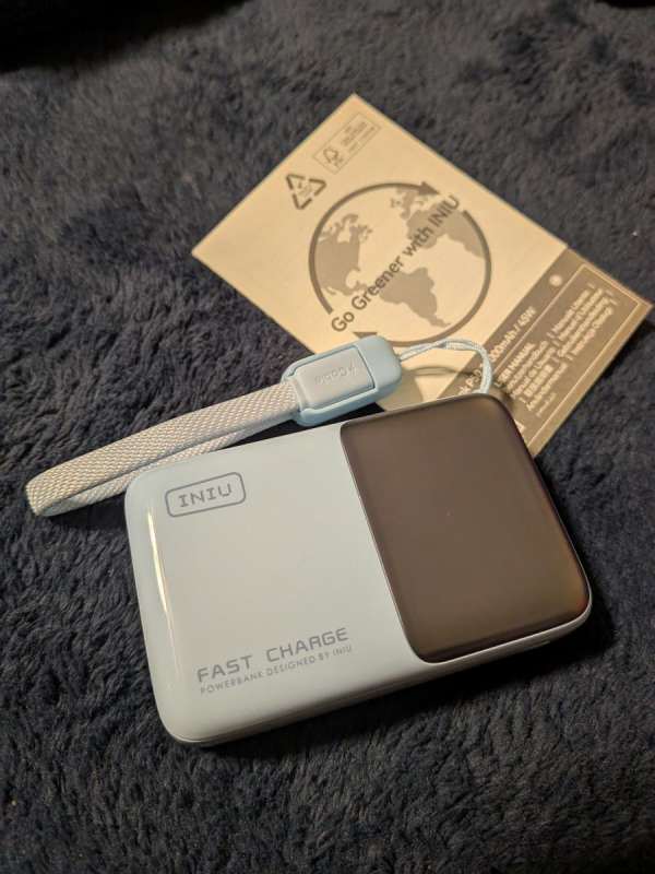 INIU Pocketcharger 1