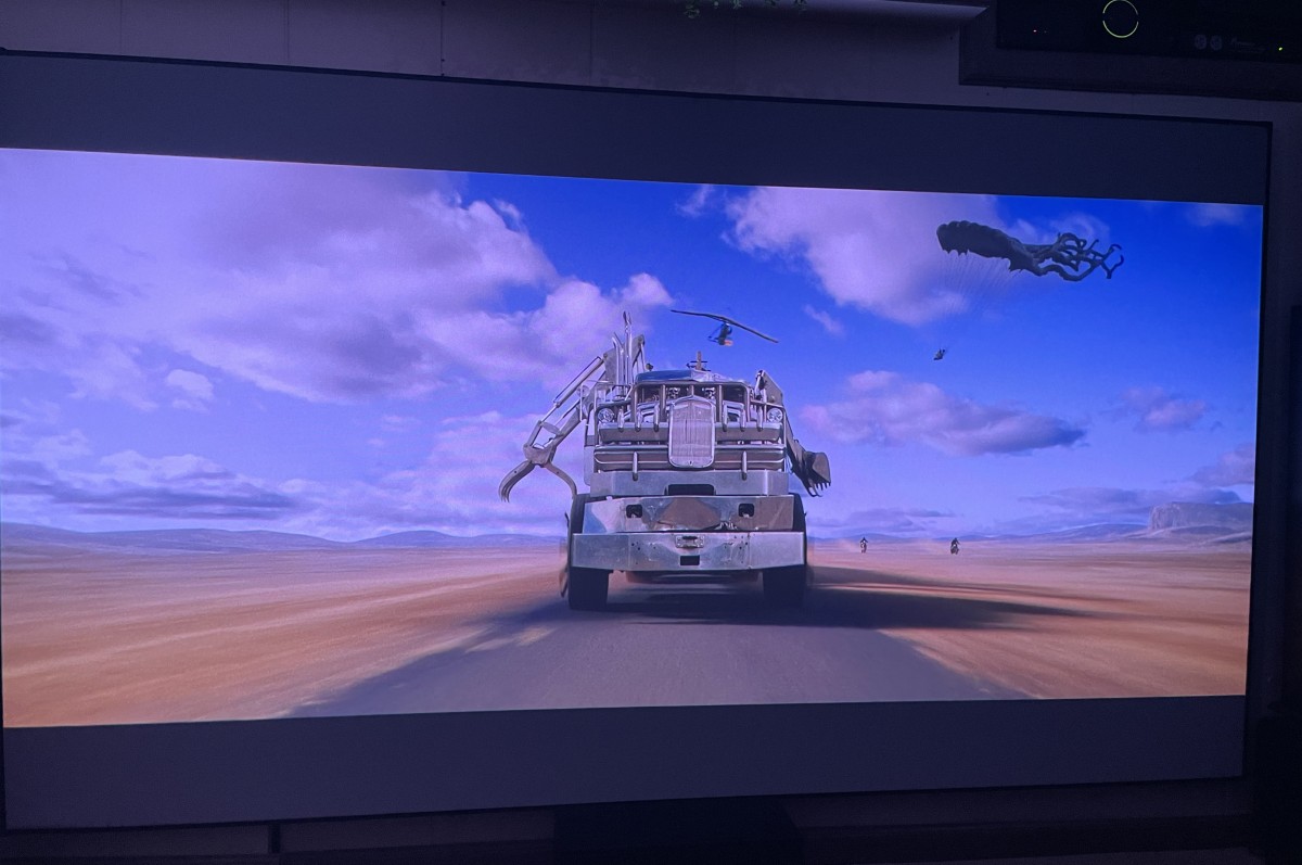 Nothing Projector ALR UST Screen 25