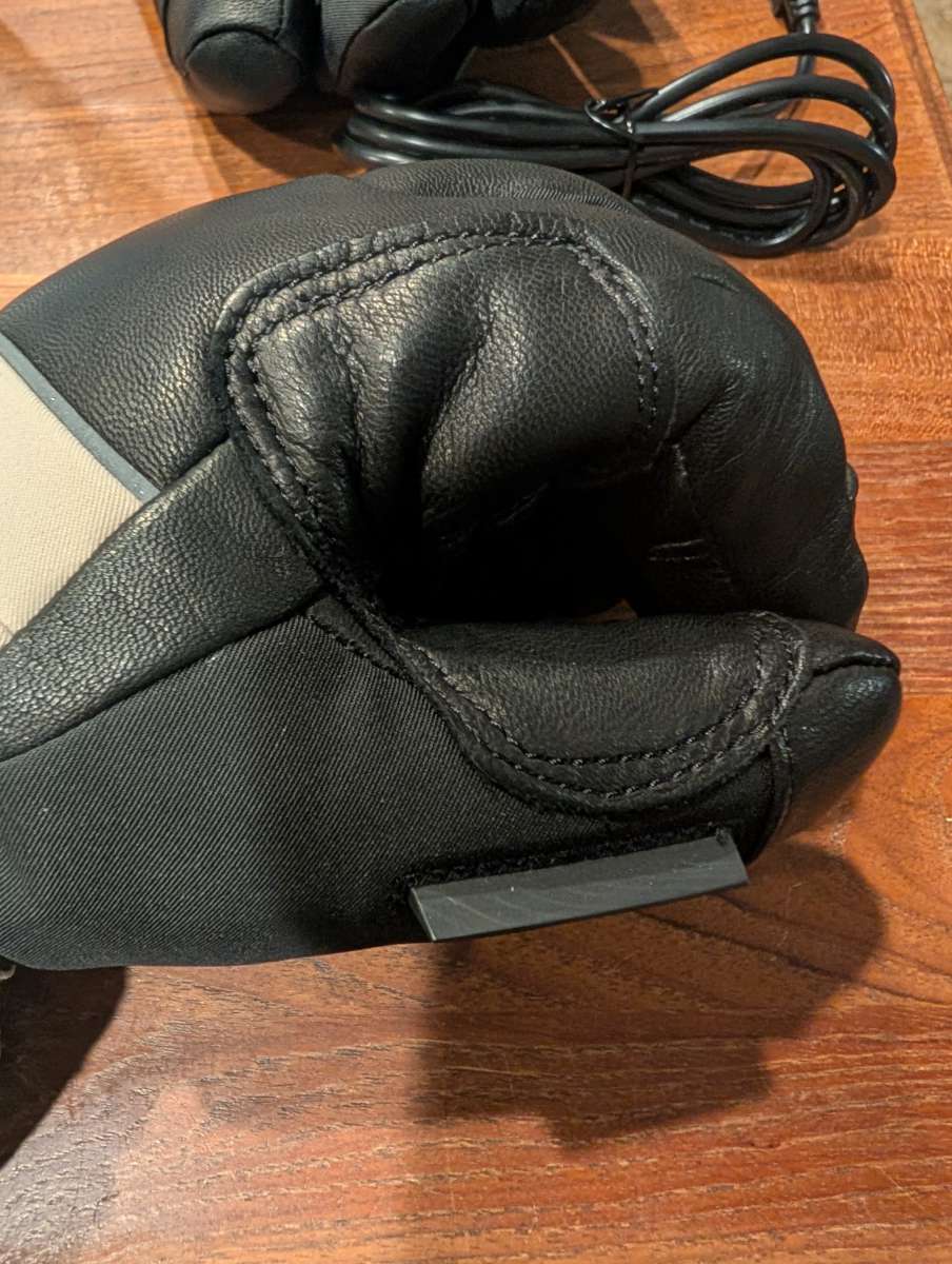 Savior Heated Ski Gloves 12