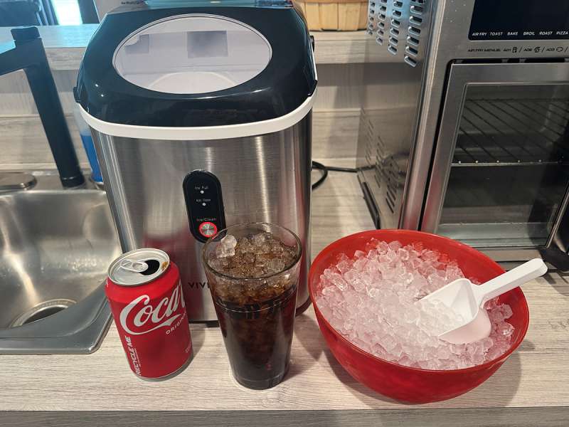 vividmoo icemaker 01
