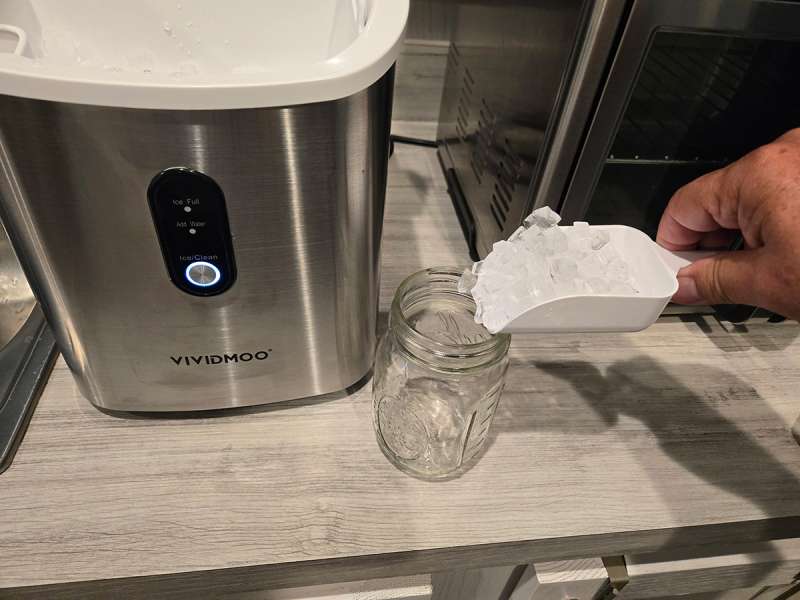 vividmoo icemaker 02
