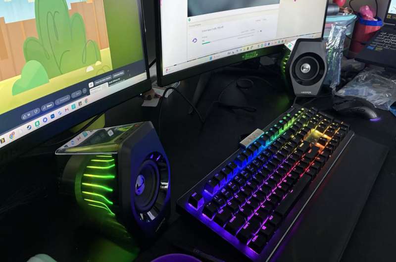 Edifier hecategamingspeakers 10 e1760854717520