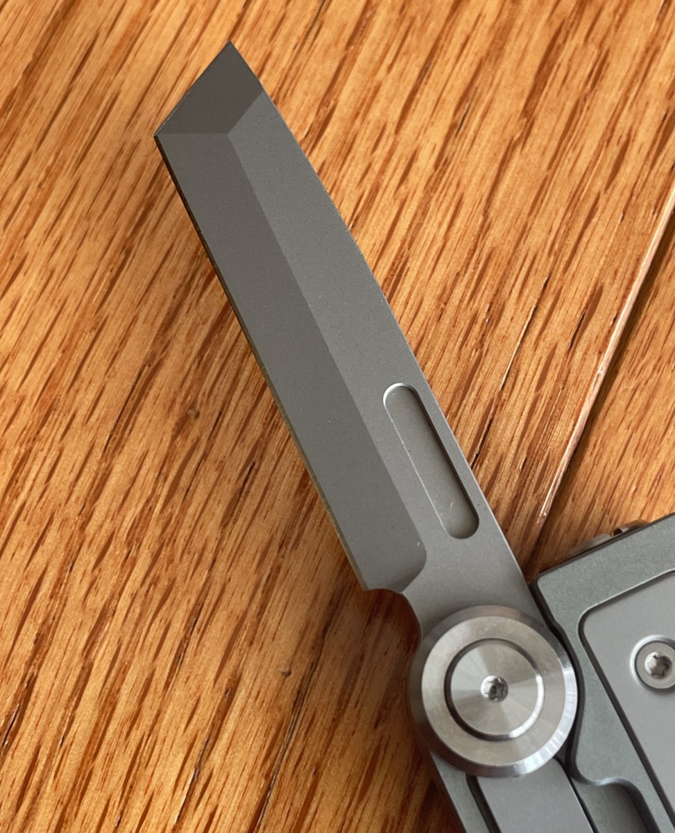 Tacray MT1 Multitool 07