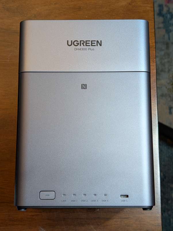 UGREEN NASync DH4300Plus 01