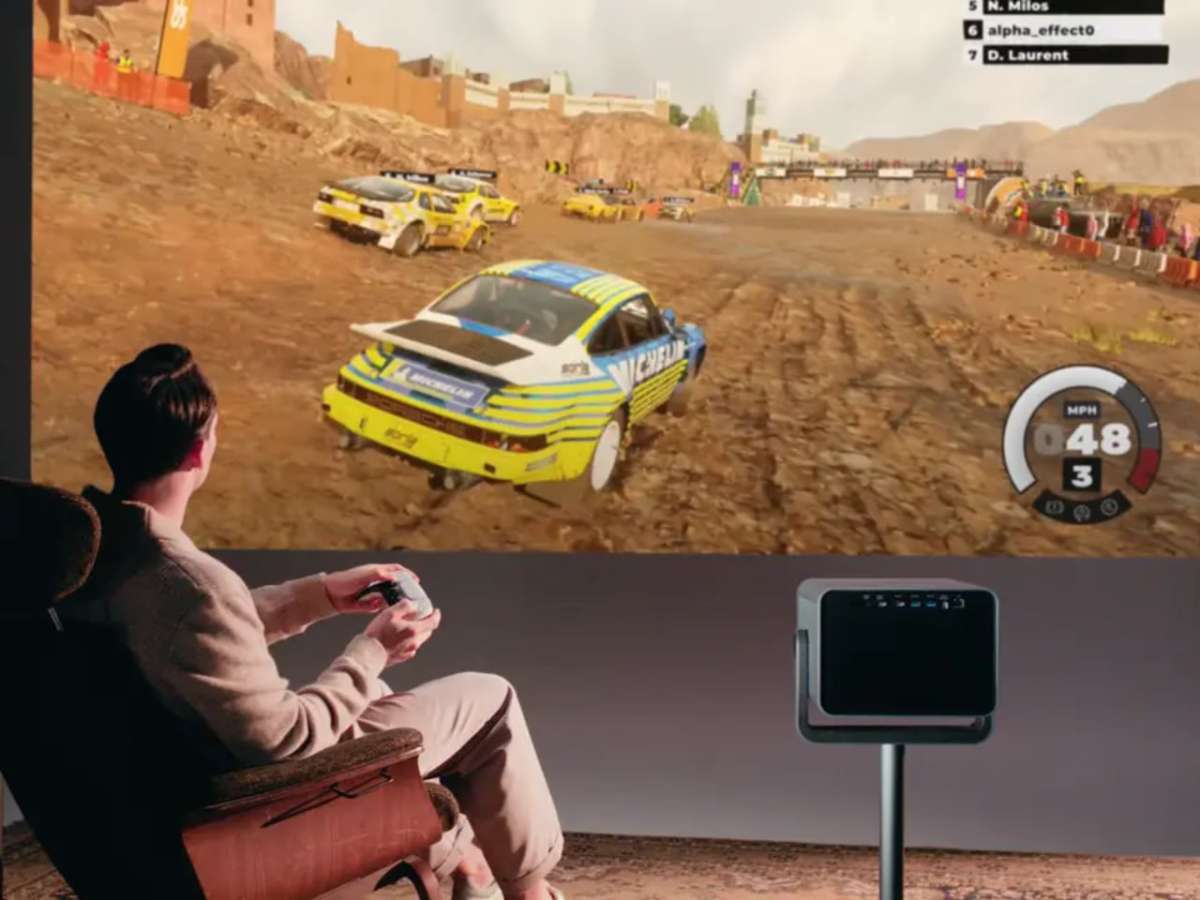 Leica Cine Play 1 Plus 4K laser projector 5