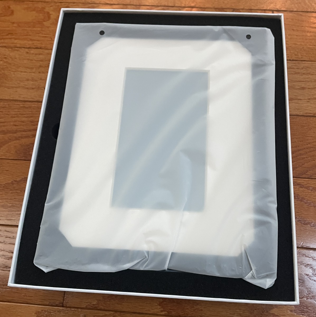 SwitchBot AI Art Frame 01