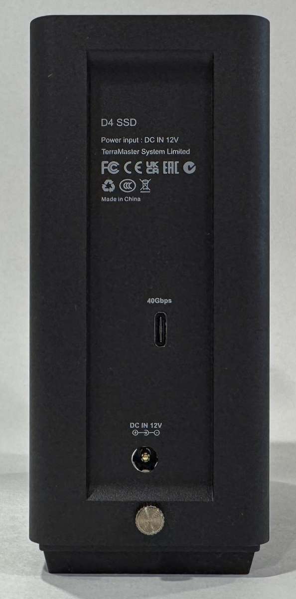 TerraMaster D4 SSD 14