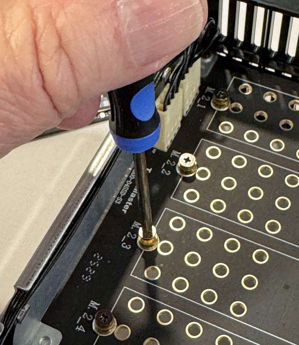 TerraMaster D4 SSD 4