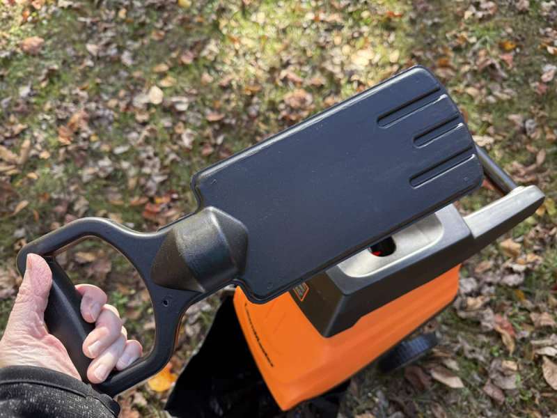 lawnmaster woodchipper 9