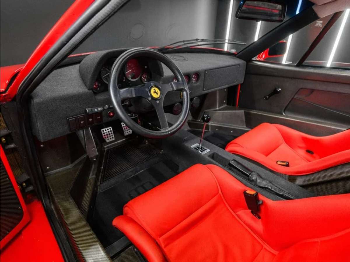 1992 Ferrari F40 ZFFGJ34B000090830 6