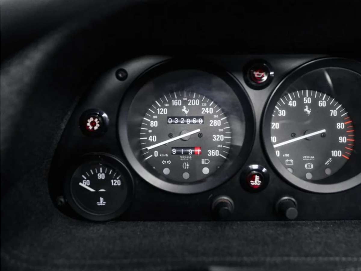 1992 Ferrari F40 ZFFGJ34B000090830 7