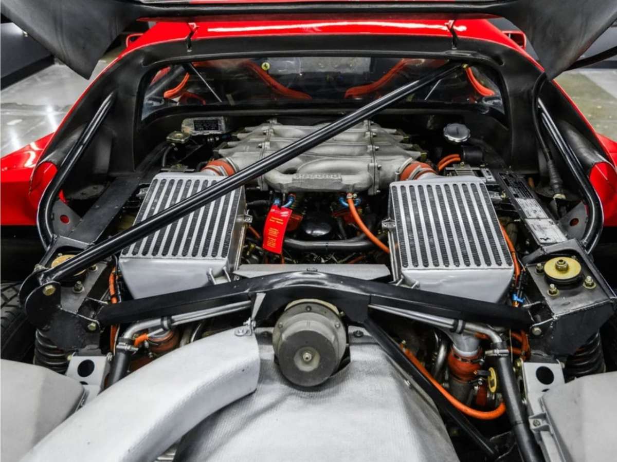 1992 Ferrari F40 ZFFGJ34B000090830 8