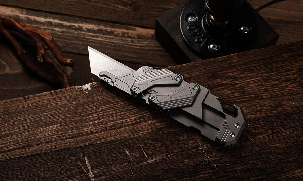 SyncraBlade Titanium EDC Knife the gadgeteer 21