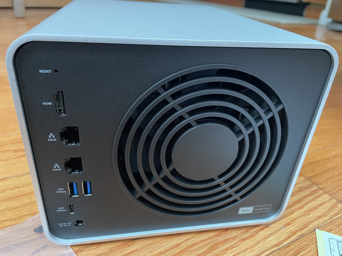 TerraMaster F4 425 Plus NAS 02