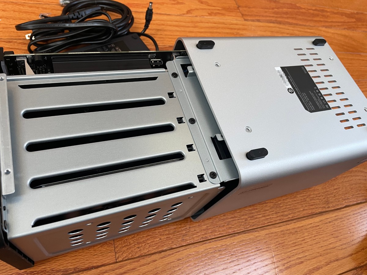 TerraMaster F4 425 Plus NAS 44