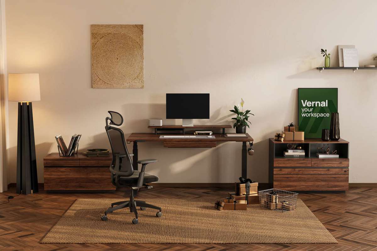 Vernal Executive Standing Desk the gadgeteer 01