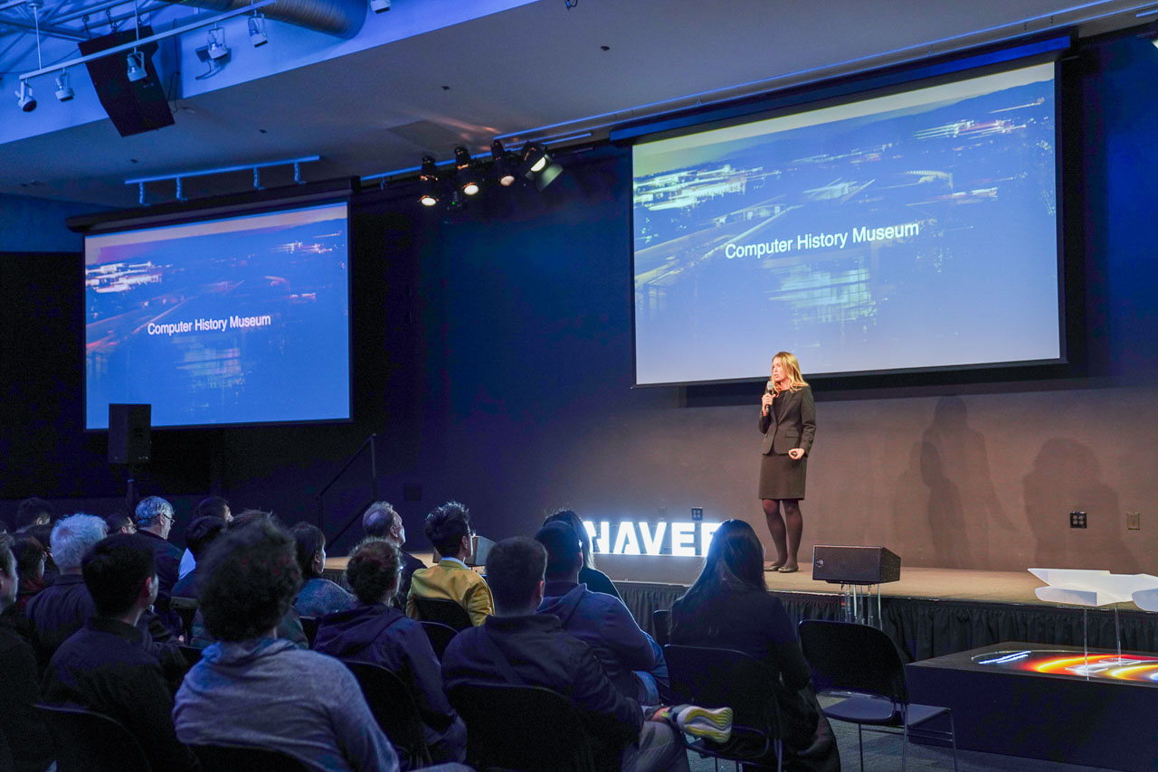 NAVEE Launch the gadgeteer 10