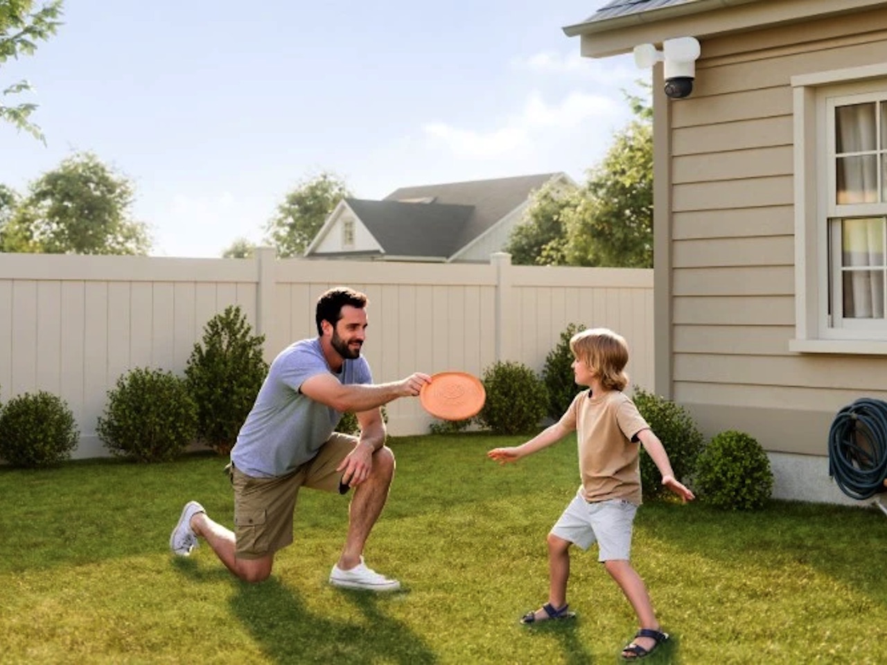 Reolink TrackFlex Floodlight WiFi Where to Buy