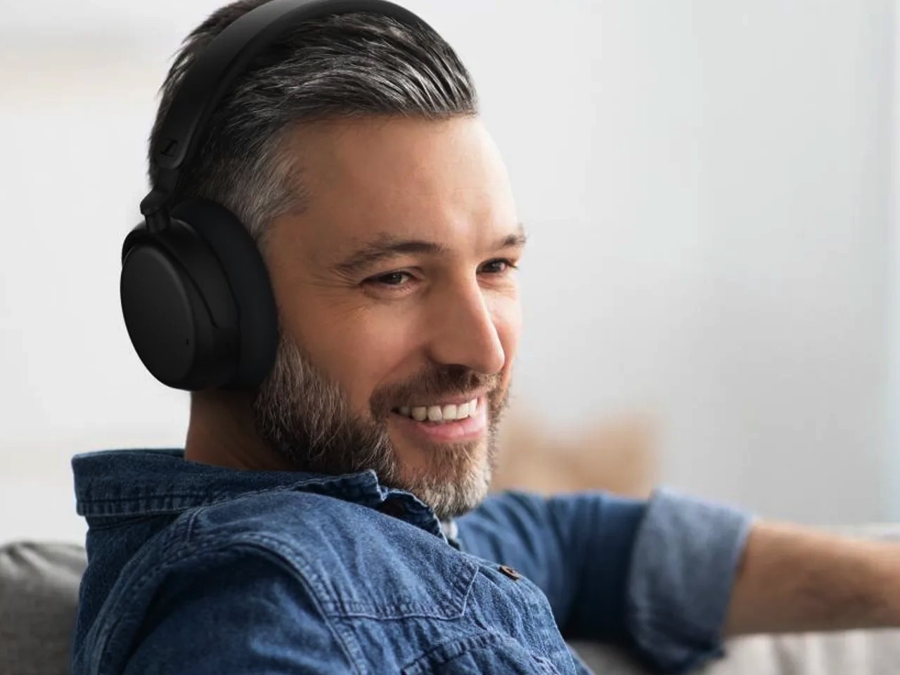 Sennheiser RS 275 TV Headphones with Auracast