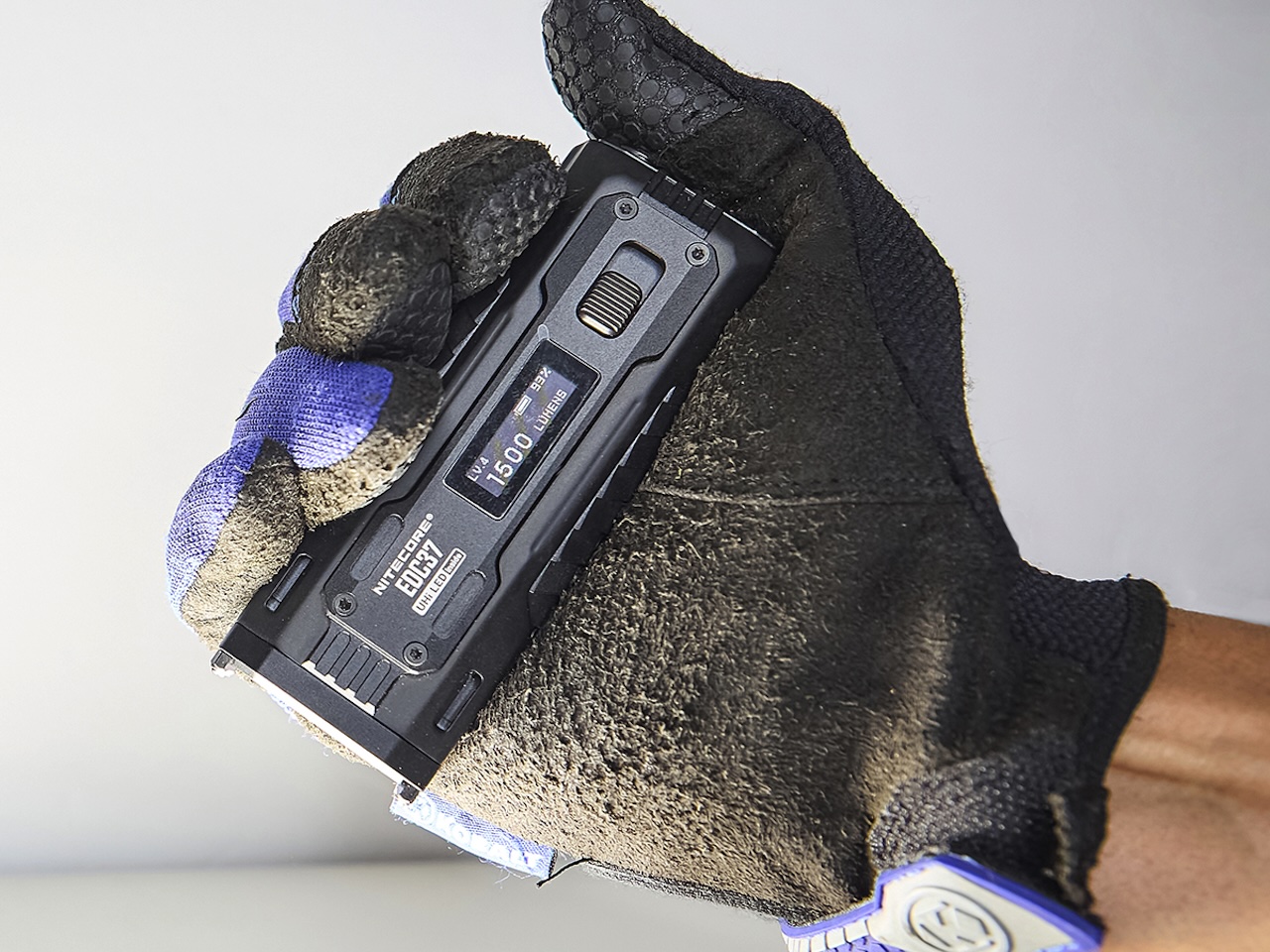 10 EDC Tools You May Have Missed 5 Nitecore EDC37 Tactical Flashlight