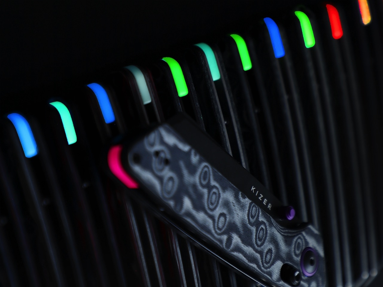 6 EDC Knives That Break the Mold Kizer Madrac