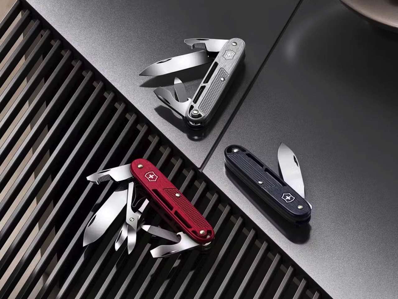 6 EDC Knives That Break the Mold Victorinox Synergy Alox Swiss Army Knife